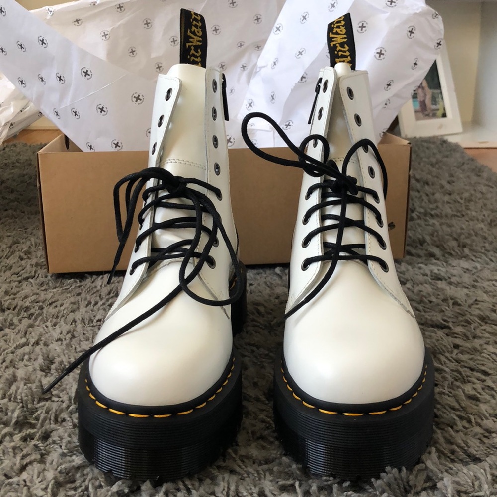 Jadon white Dr. Martens